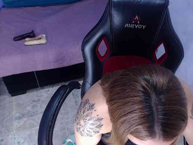 asimonapaezcm webcam