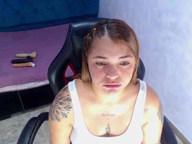 asimonapaezcm webcam