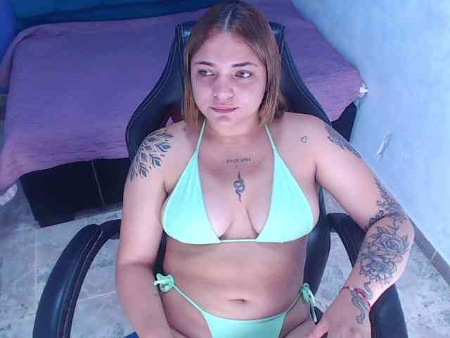 asimonapaezcm webcam