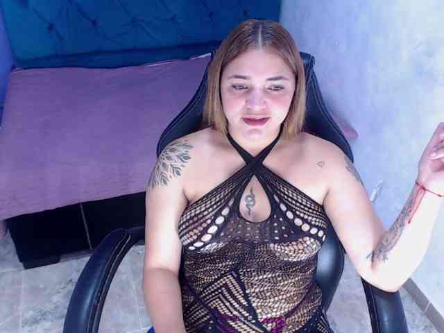 asimonapaezcm webcam