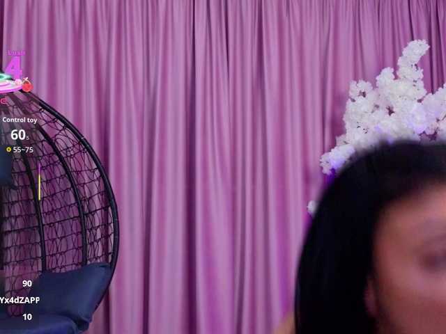 Jhoselline's BongaCams show and profile