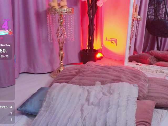 Jhoselline's BongaCams show and profile