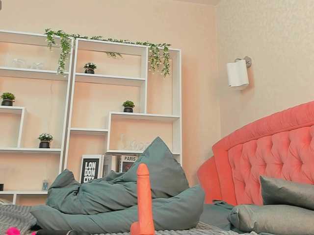 JennyferMore's BongaCams show and profile