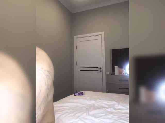 AlexhabAlinaa webcam