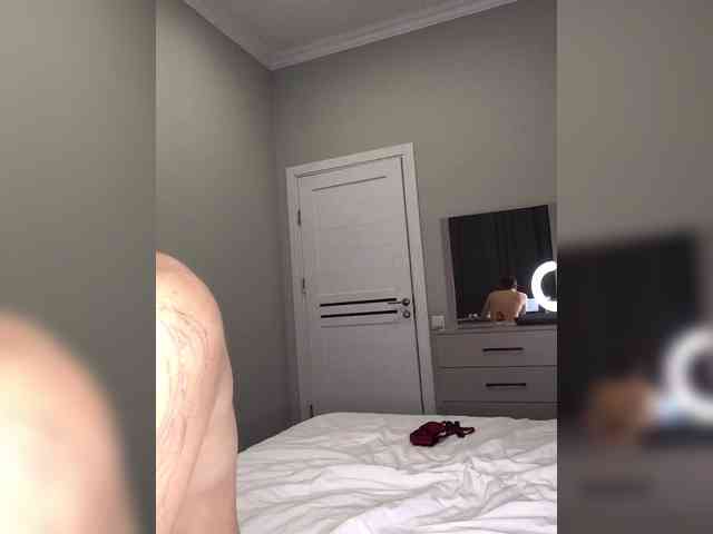 AlexhabAlinaa webcam