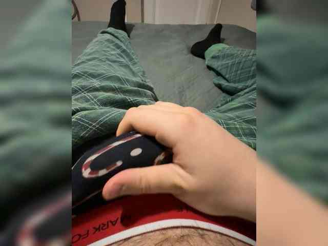 Pavelee Live Webcam on BongaCams