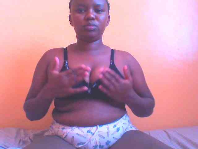 prettybooty123 webcam