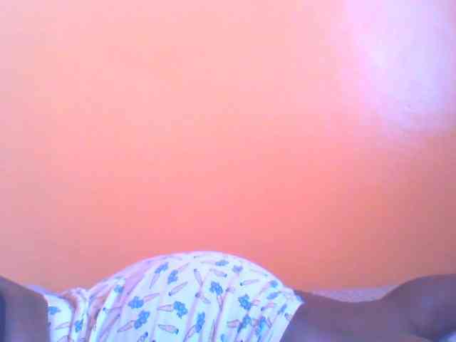 prettybooty123 webcam