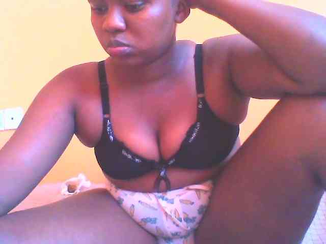 prettybooty123 webcam