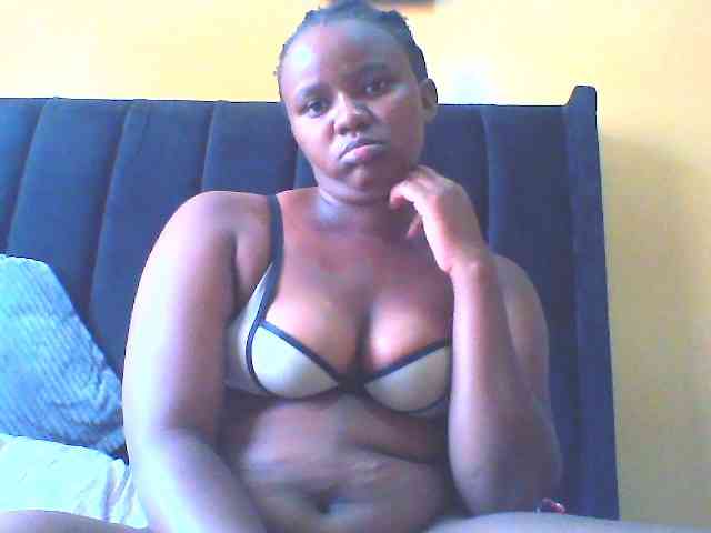 prettybooty123 webcam