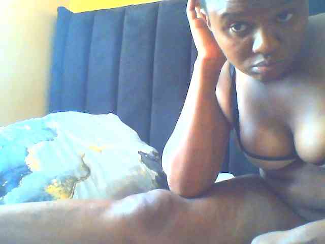 prettybooty123 webcam