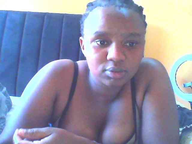 prettybooty123 webcam