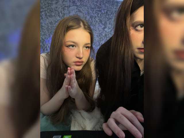 TwinXXL's BongaCams profile