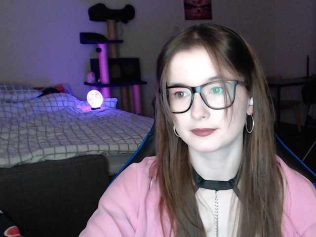 Cherry-Luna Live Cam on BongaCams