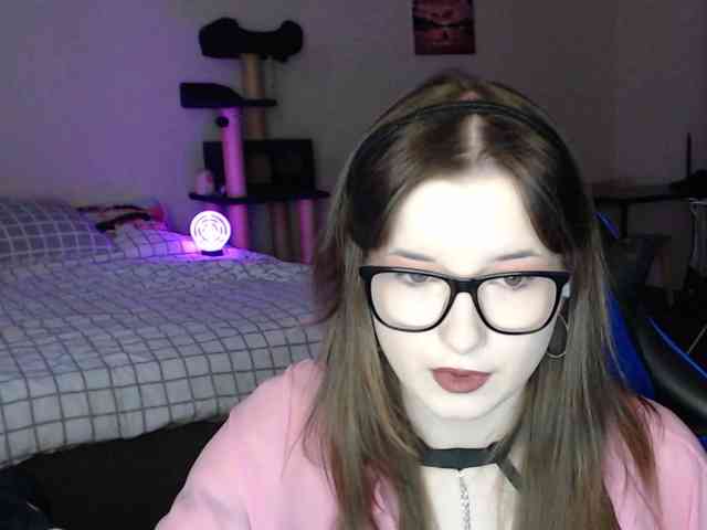 Cherry-Luna webcam