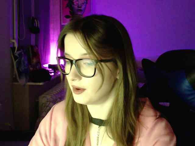 Cherry-Luna Live Webcam on BongaCams