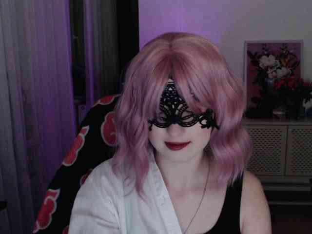 Cherry-Luna Live Webcam on BongaCams