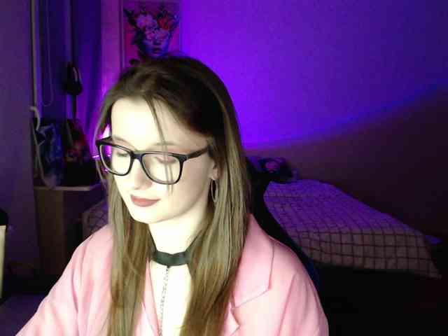 Cherry-Luna Live Webcam on BongaCams