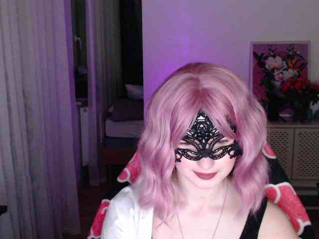 Cherry-Luna Live Webcam on BongaCams