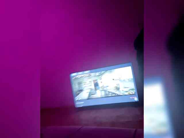 Pauulll1 Live Webcam on BongaCams