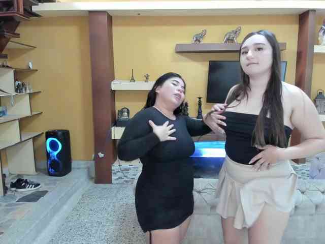 the-roomiesecret webcam