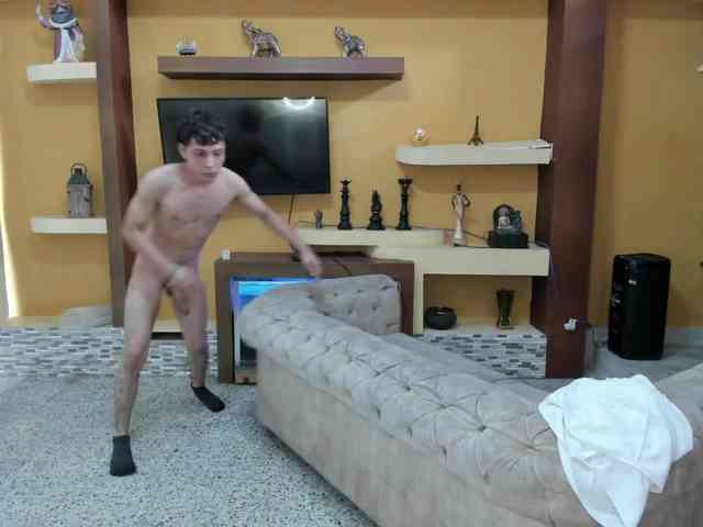 the-roomiesecret webcam