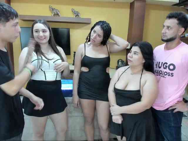 the-roomiesecret webcam