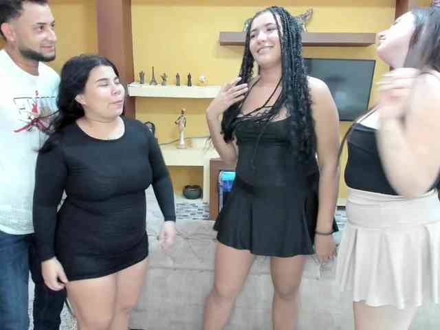 the-roomiesecret webcam