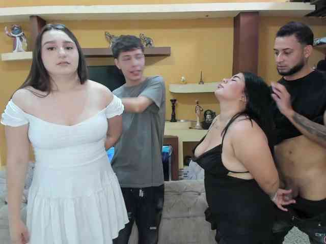 the-roomiesecret webcam