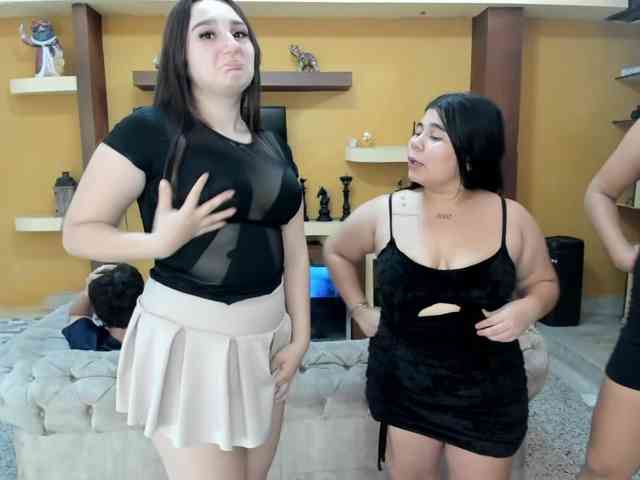 the-roomiesecret webcam