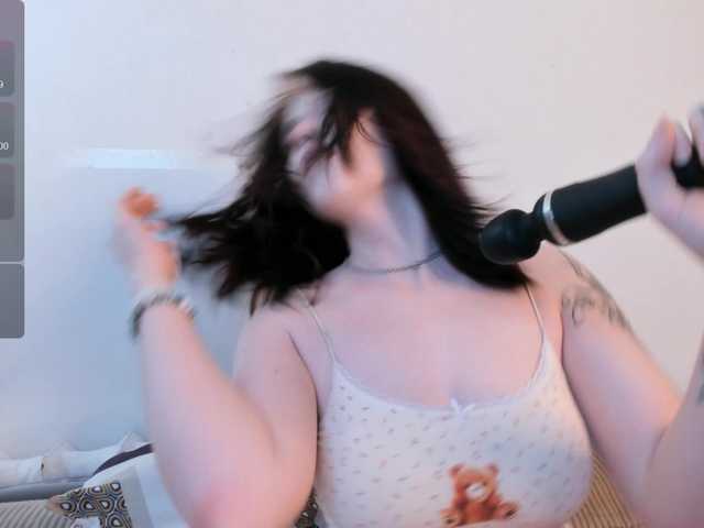 PaleVibe's BongaCams show and profile