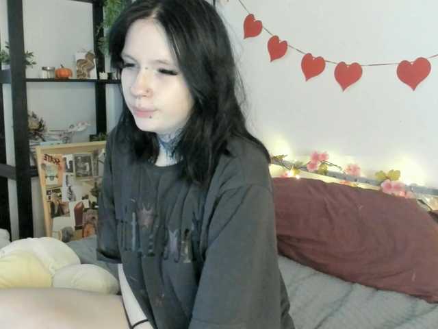 PaleVibe's BongaCams show and profile