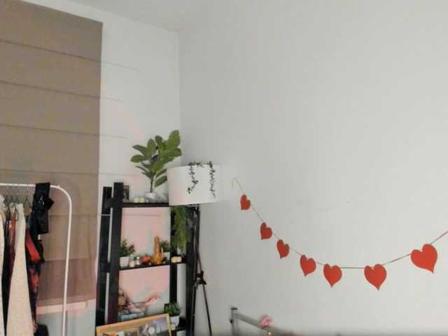 PaleVibe's BongaCams show and profile