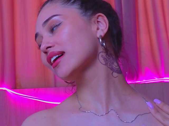 SofiaPlump-видео