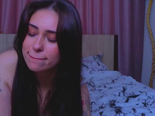 SofiaPlump from BongaCams