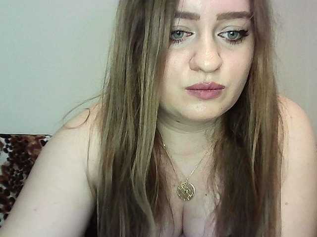 julietteanne28 Live Cam on BongaCams