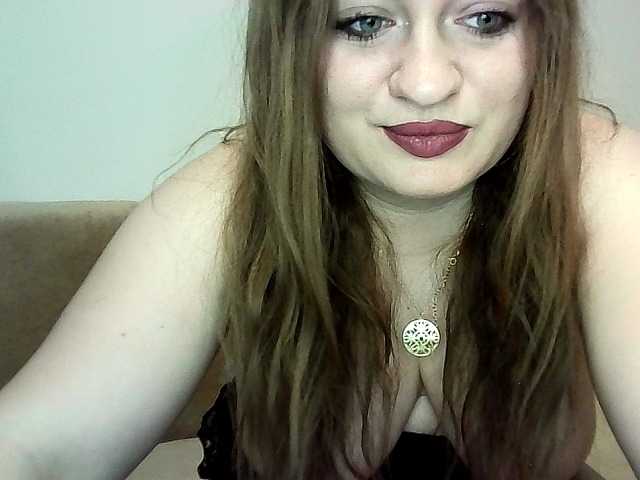 julietteanne28 webcam bongacams model stream image