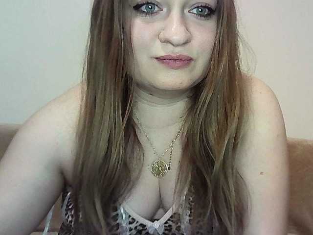 julietteanne28 live room