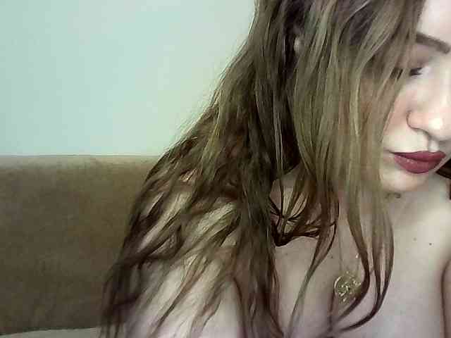 julietteanne28 webcam