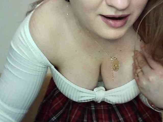 julietteanne28 webcam