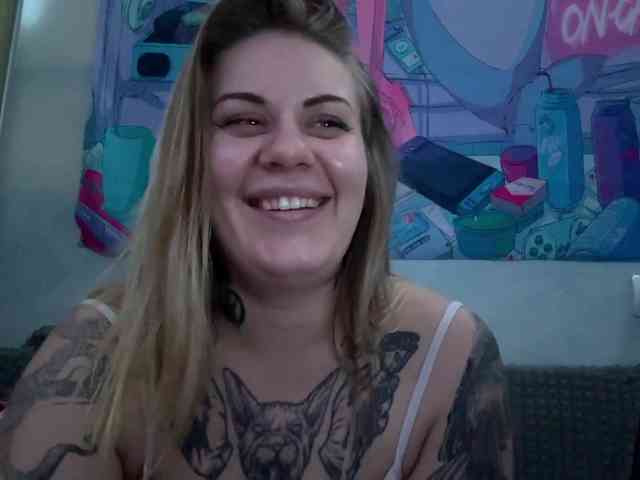 MiguelinaWilcut webcam