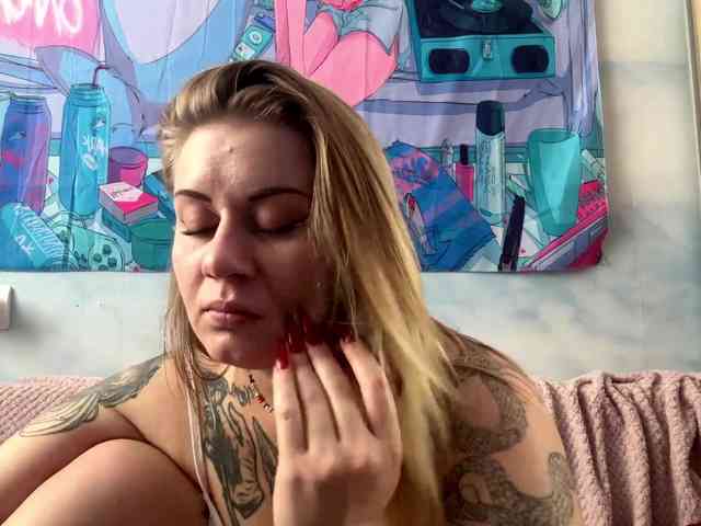 MiguelinaWilcut webcam