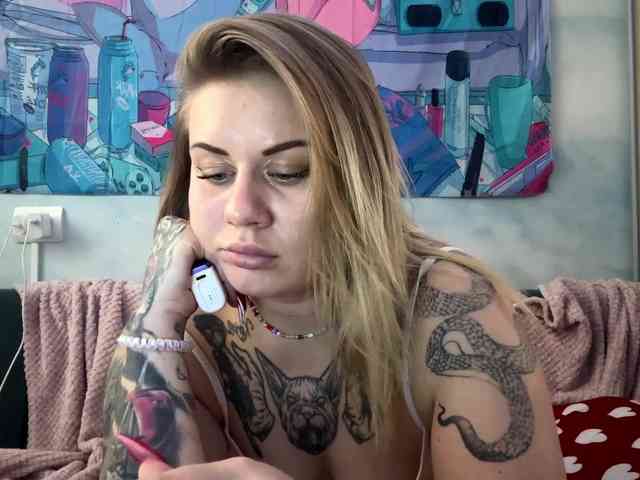 MiguelinaWilcut webcam