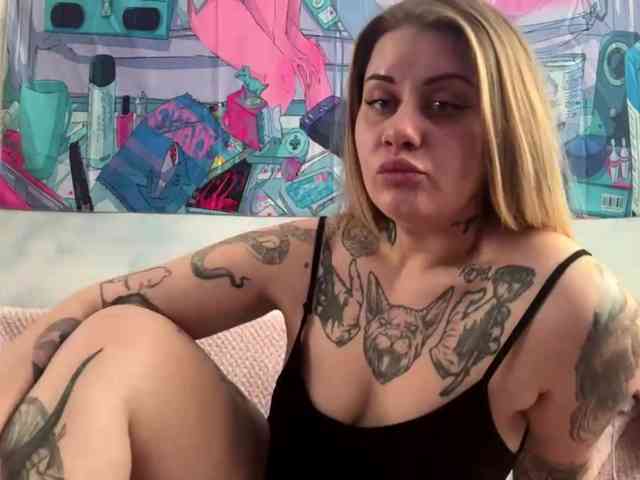 MiguelinaWilcut webcam