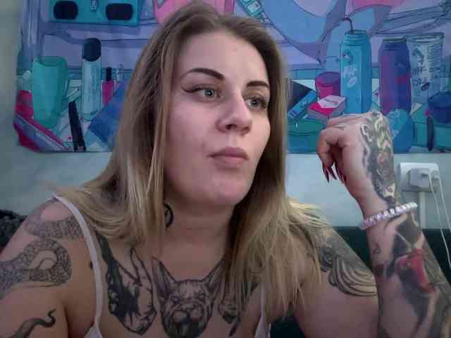 MiguelinaWilcut webcam