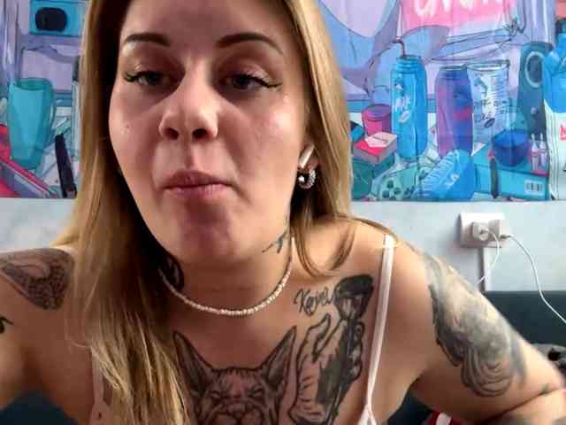 MiguelinaWilcut webcam