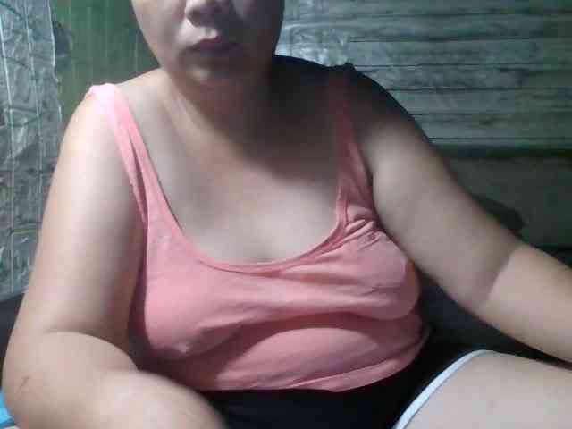 sweetthoney09 webcam