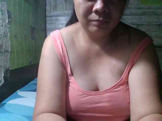 sweetthoney09 webcam