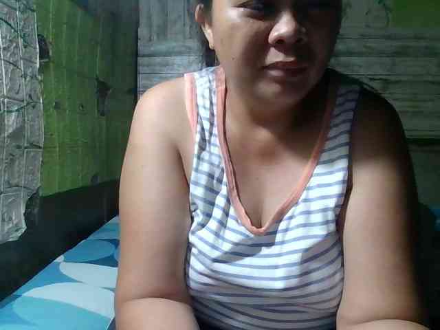 sweetthoney09 webcam