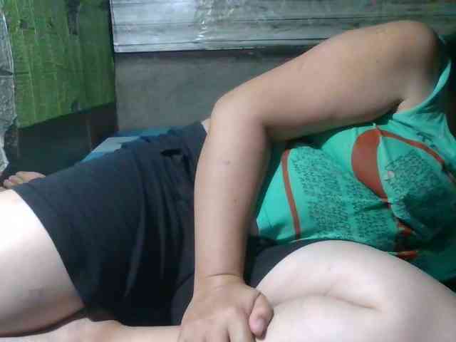 sweetthoney09 webcam